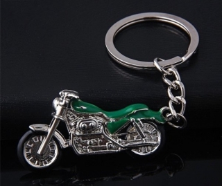 Přívěšek na klíče motorka zelená