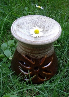 Aromalampa kropenatá