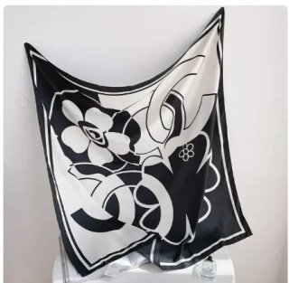 Šátek 90 x 90cm elegantní dárek