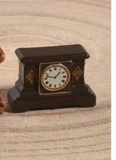 Hodiny hodinky miniatura
